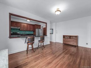 56-07 31st 6A, Woodside NY 11377