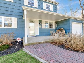 144 Oak Street, Medford NY 11763