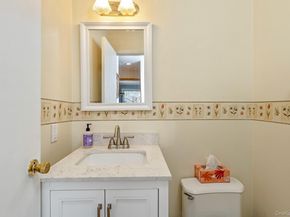 144 Oak Street, Medford NY 11763
