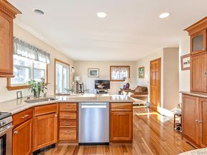 144 Oak Street, Medford NY 11763