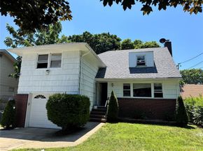 104 Phoenix Street, Hempstead NY 11550
