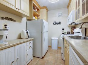 84-39 153rd Avenue 2F, Howard Beach NY 11414