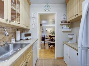 84-39 153rd Avenue 2F, Howard Beach NY 11414