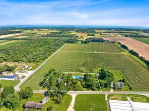 2600 Oregon Road, Mattituck NY 11952
