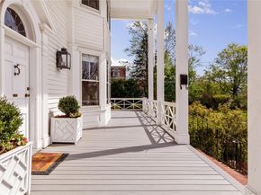 35 S Penataquit Avenue, Bay Shore NY 11706