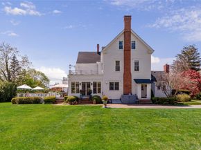 35 S Penataquit Avenue, Bay Shore NY 11706