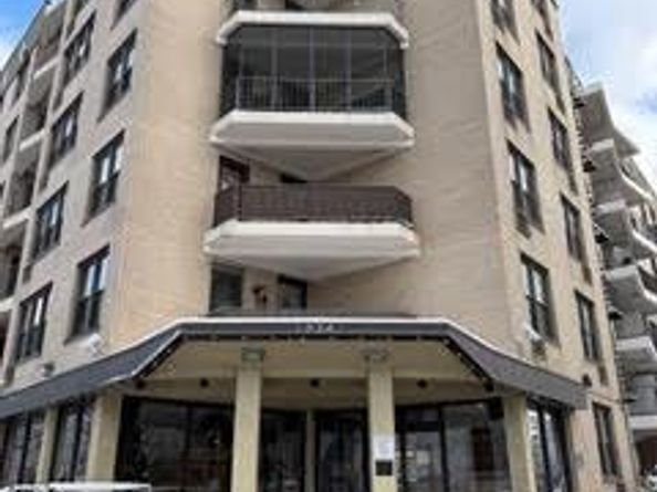1874 Pelham Parkway S 5C, Bronx NY 10461