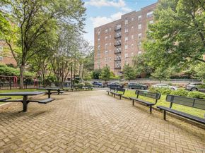 1 Vincent Road 1G, Bronxville NY 10708