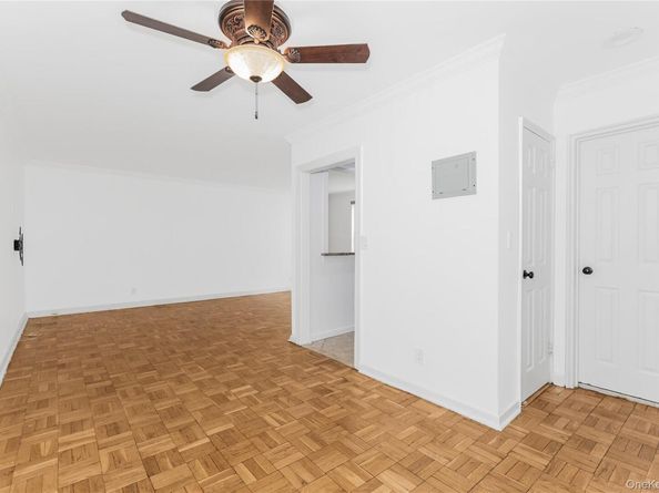 1 Vincent Road 1G, Bronxville NY 10708