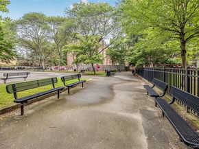1 Vincent Road 1G, Bronxville NY 10708