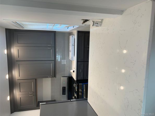 87 Sickles Avenue, New Rochelle NY 10801