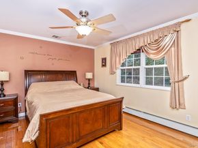 25 Fordham Place, Bay Shore NY 11706