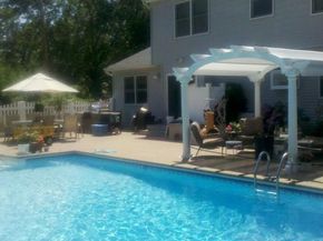 96 W Tiana Road, Hampton Bays NY 11946