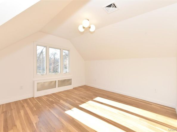 85-35 Midland Parkway, Jamaica Estates NY 11432