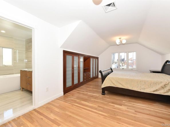 85-35 Midland Parkway, Jamaica Estates NY 11432