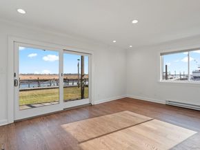 1 Anchorage 101, Freeport NY 11520