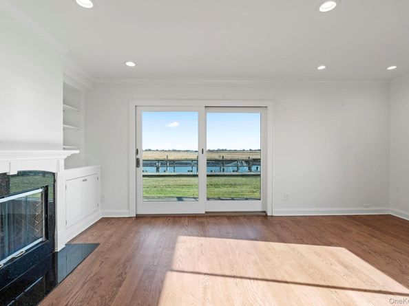 1 Anchorage 101, Freeport NY 11520