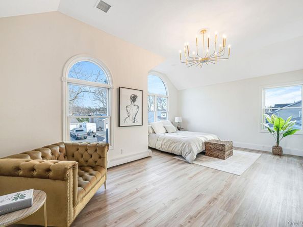 36 Flintridge Drive, Holbrook NY 11741