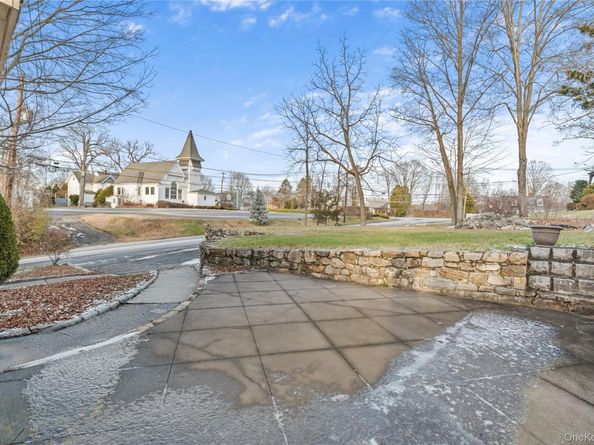 1798 Summit Street, Yorktown Heights NY 10598