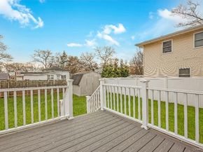 54 5th Street, Ronkonkoma NY 11779