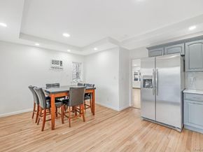 54 5th Street, Ronkonkoma NY 11779