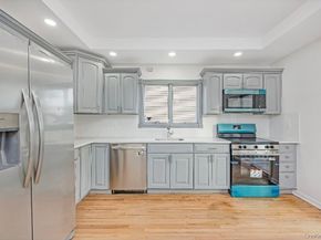 54 5th Street, Ronkonkoma NY 11779