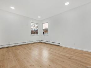 54 5th Street, Ronkonkoma NY 11779