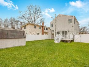54 5th Street, Ronkonkoma NY 11779