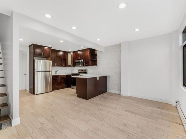 3067 Williamsbridge Road, Bronx NY 10467