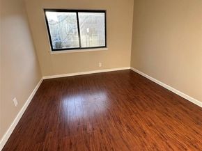 5-46 115th Street AptD, College Point NY 11356