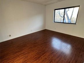 5-46 115th Street AptD, College Point NY 11356