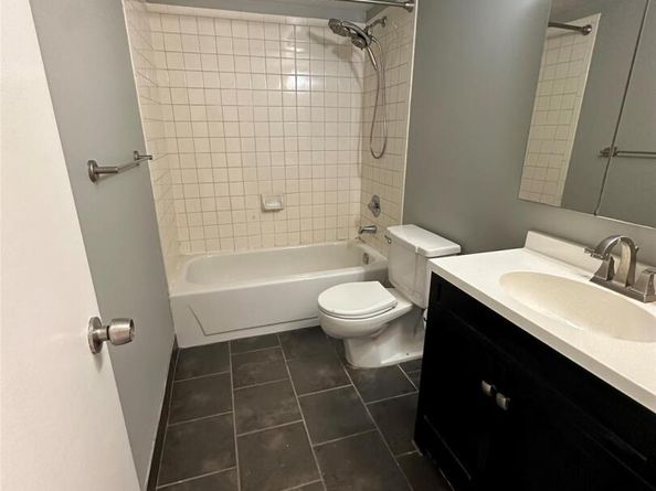 5-46 115th Street AptD, College Point NY 11356