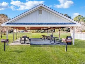 164 Village Circle W, Manorville NY 11949