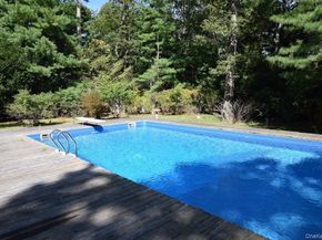 149 Munsell Road, East Patchogue NY 11772