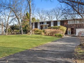 149 Munsell Road, East Patchogue NY 11772