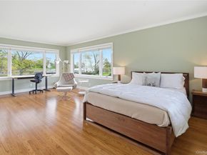8 Wildwood Circle, Larchmont NY 10538