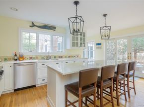 10 Deer Path, East Hampton NY 11937