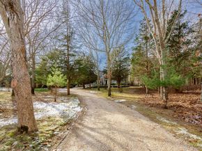 10 Deer Path, East Hampton NY 11937