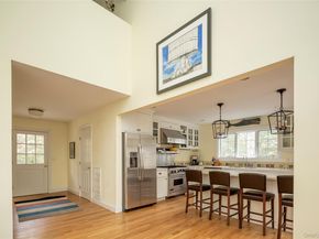 10 Deer Path, East Hampton NY 11937