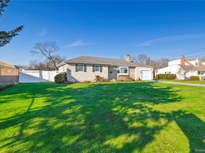 272 Baylawn Avenue, Copiague NY 11726