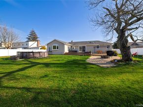 272 Baylawn Avenue, Copiague NY 11726
