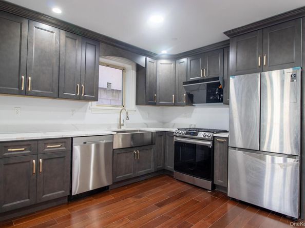 924 129th Street, College Point NY 11356