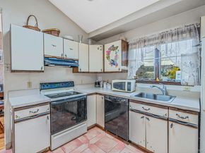 194 Central Park Road, Plainview NY 11803