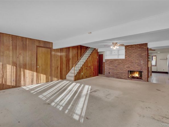 2 Welcome Lane, Wantagh NY 11793