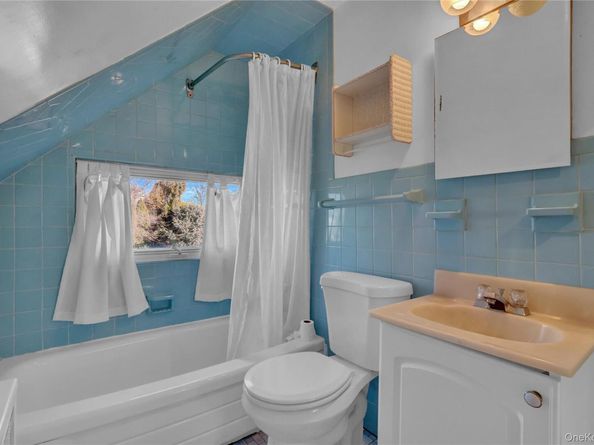 2 Welcome Lane, Wantagh NY 11793