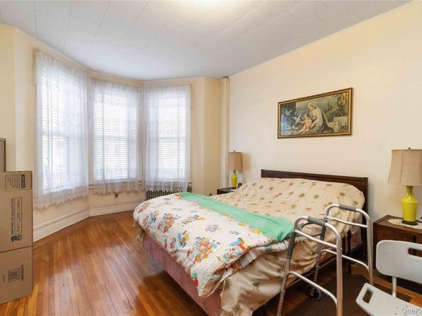 6138 Linden Street, Ridgewood NY 11385