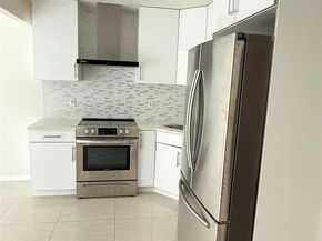 756 40th Street 1R, Brooklyn NY 11232