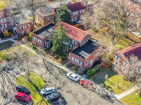 144-66 Village Road 75D, Briarwood NY 11435