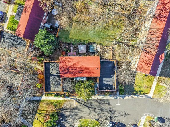 144-66 Village Road 75D, Briarwood NY 11435