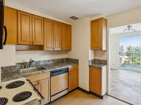 20 Old Mamaroneck Road 5Q, White Plains NY 10605